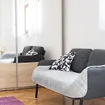 Miandmi Apartment *