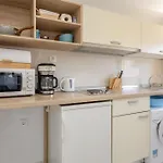 Miandmi Apartment *