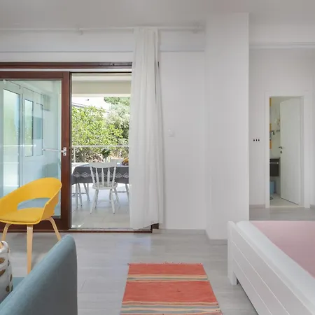 Miandmi Apartman