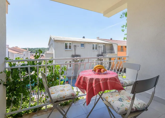 Miandmi Apartment Makarska